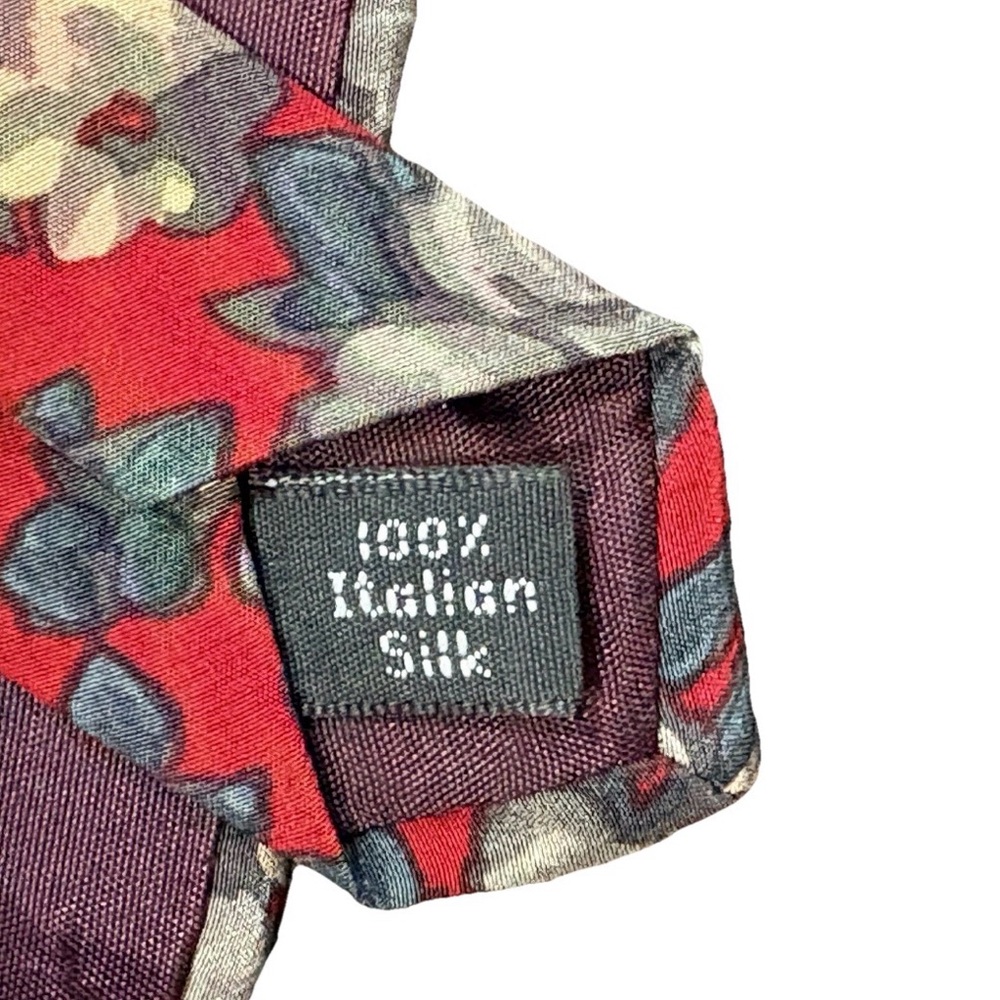 Austin Silk Floral Men's Tie in Red and Blue Cottagecore - Picture 5 of 5